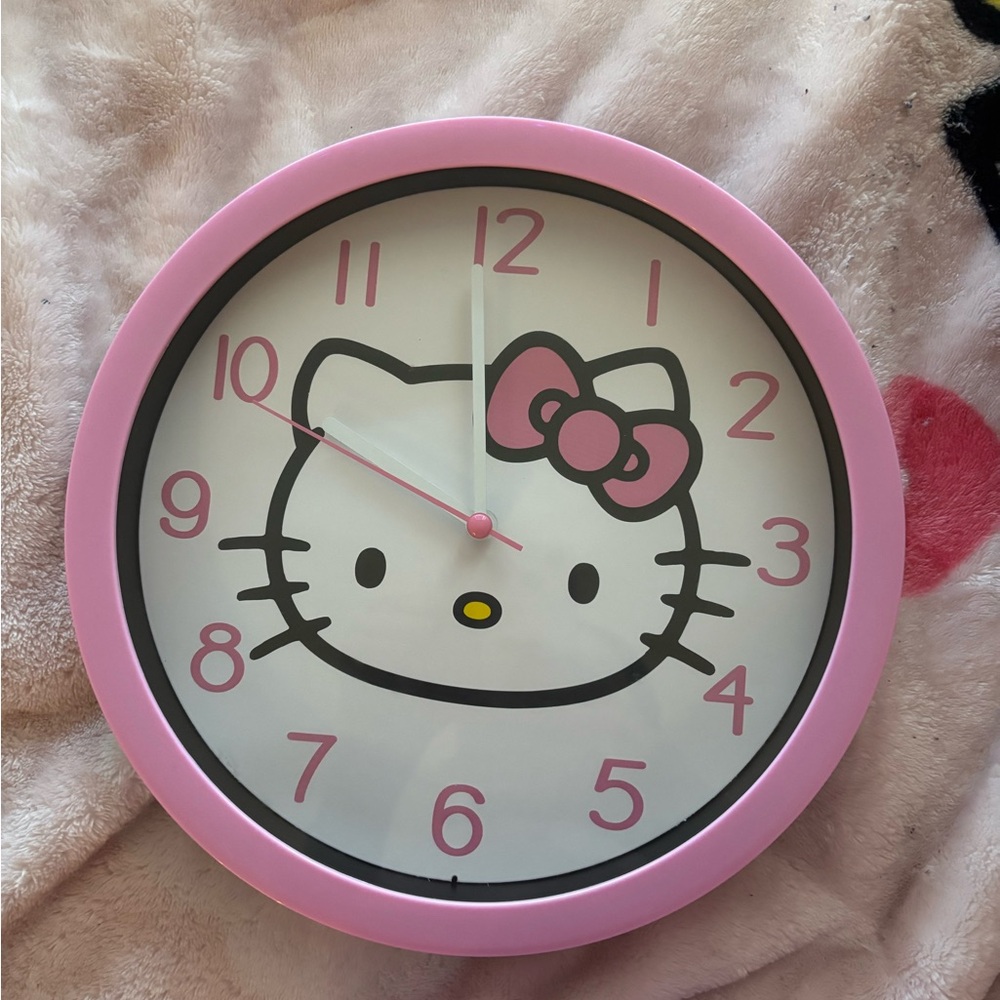 Hello Kitty Pink Wall Clock